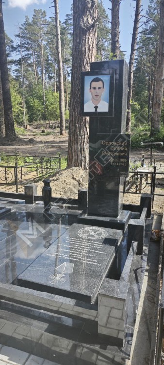 Благоустройство из гранитной плитки