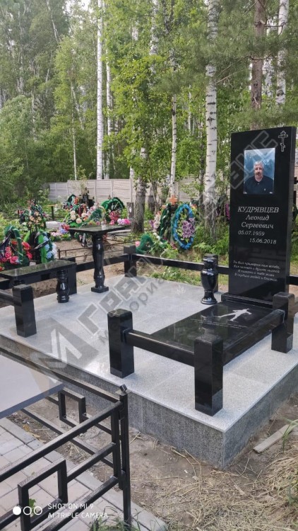 Благоустройство из гранитной плитки