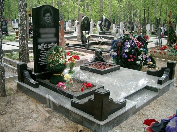 Благоустройство из гранитной плитки