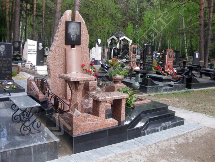 Благоустройство из гранитной плитки